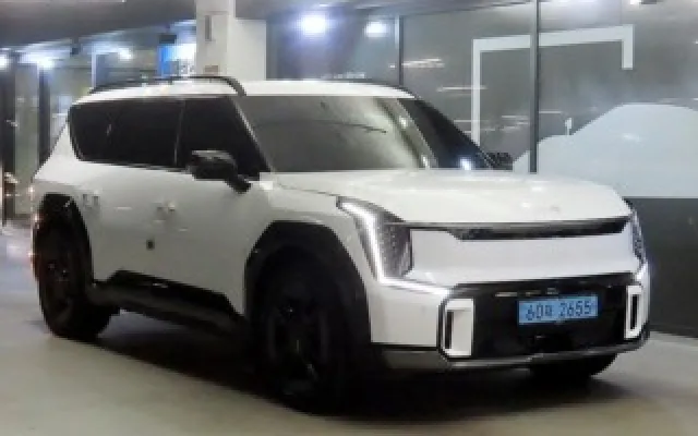 EV9스탠다드 중고차 EV9 롱레인지 4WD 매물 사진 14 - 2024/09 33,522km