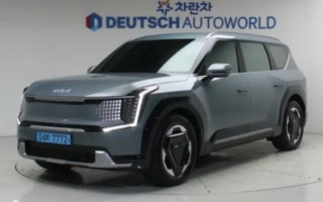 EV9스탠다드 중고차 EV9 롱레인지 2WD 매물 사진 10 - 2025/04 19,417km