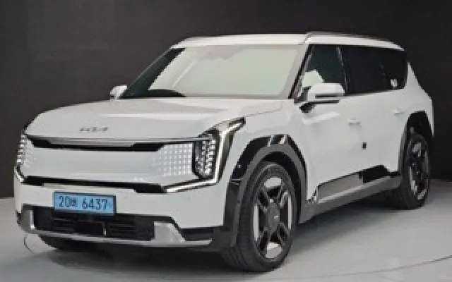 EV9스탠다드 중고차 EV9 롱레인지 4WD 매물 사진 4 - 2023/07 58,941km